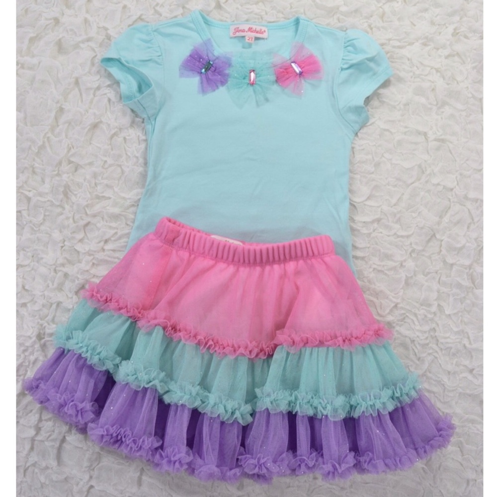 Adorable toddler girl tutu skirt with top